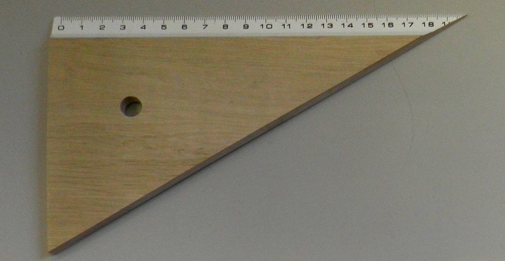 Equerre biseau 16 cm